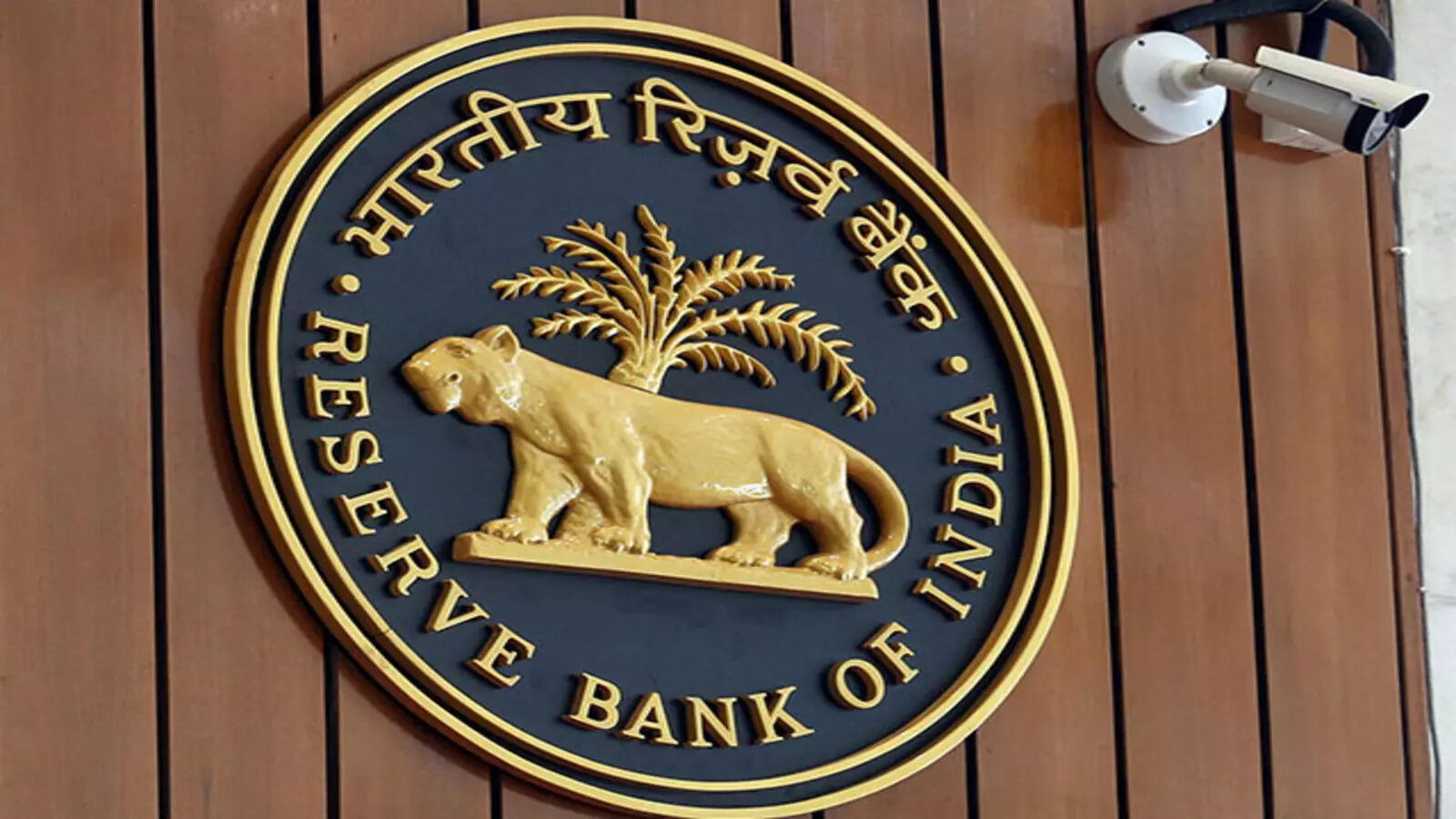 Despite high EMI moratoriums, loan recasts by banks stay low