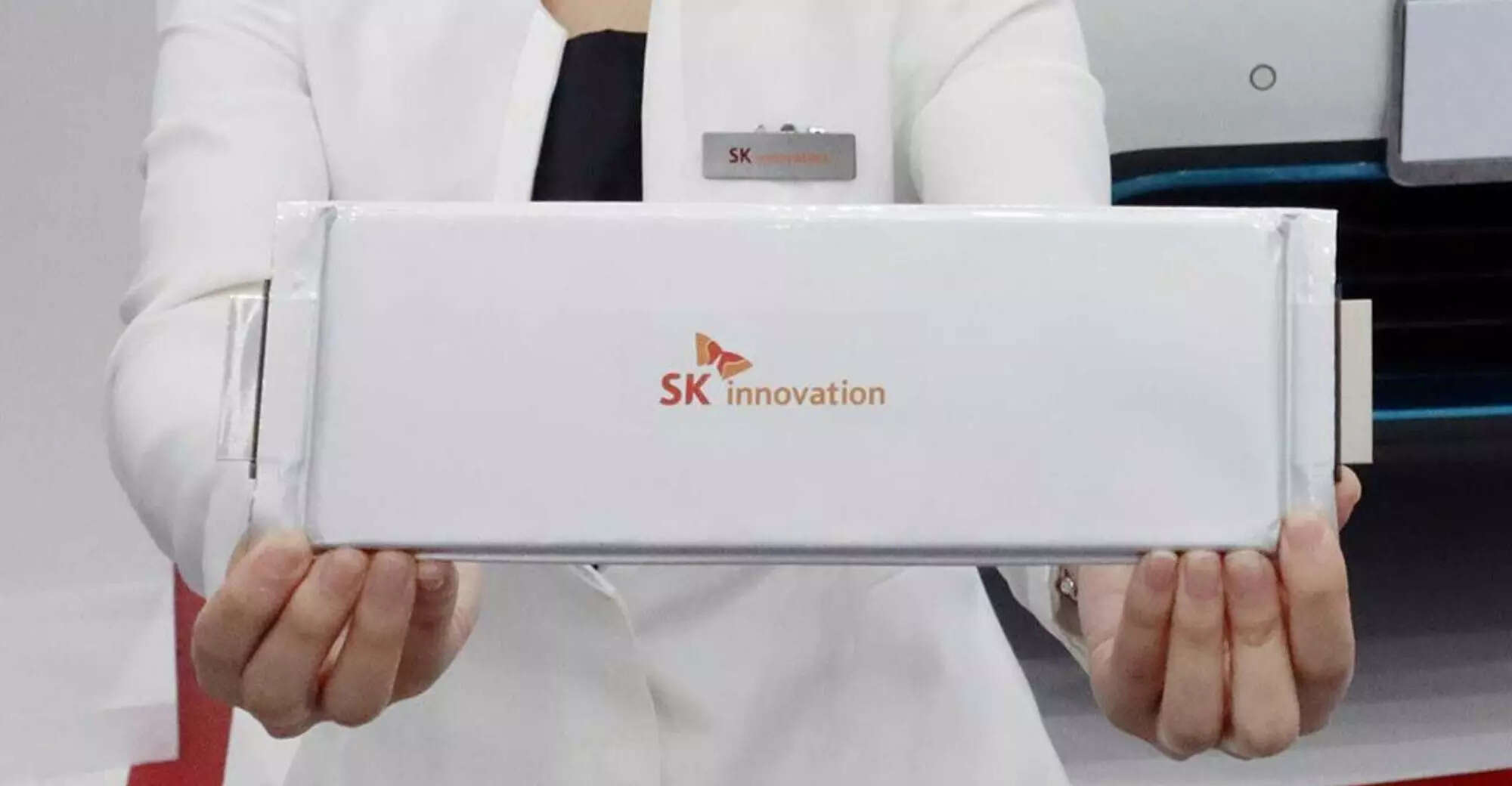 &quot;The third quarter operating profit of petrochemical business edged up marginally as upward swing in crude prices and key product crack concentrated mostly in September,&quot; SK Innovation said in a statement.