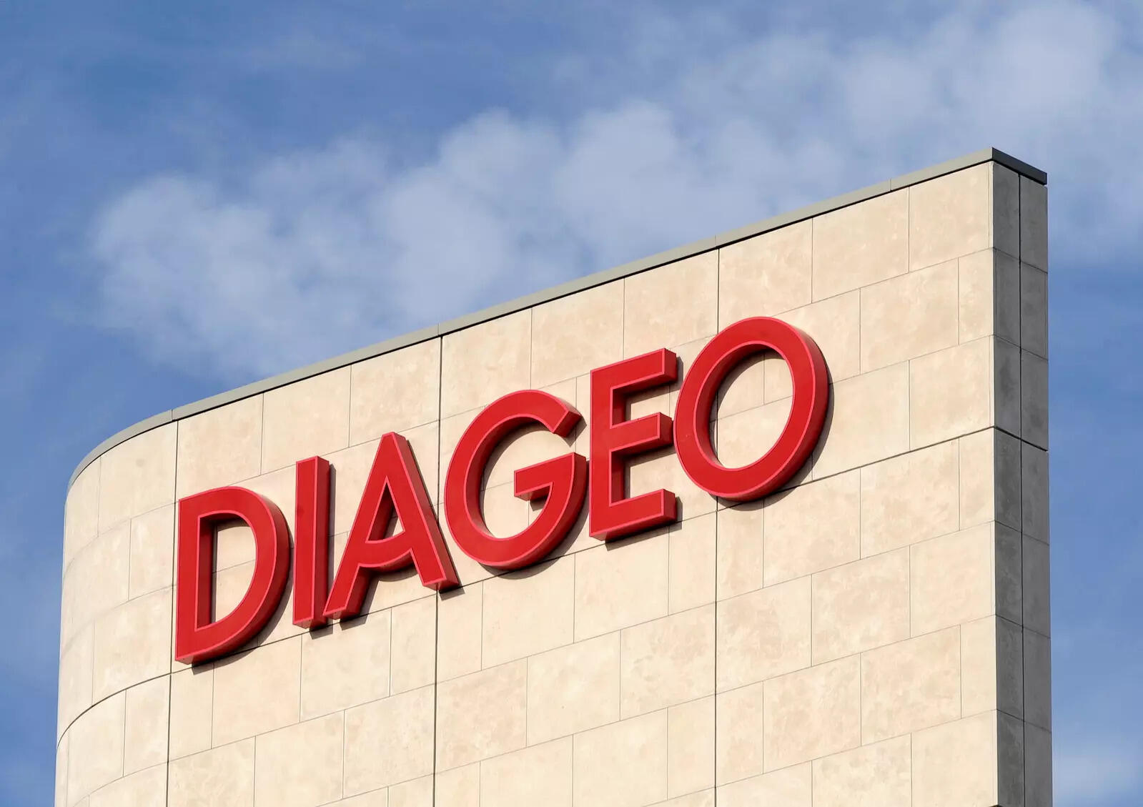 Diageo to build $75 million distillery to make its first Chinese single-malt whisky