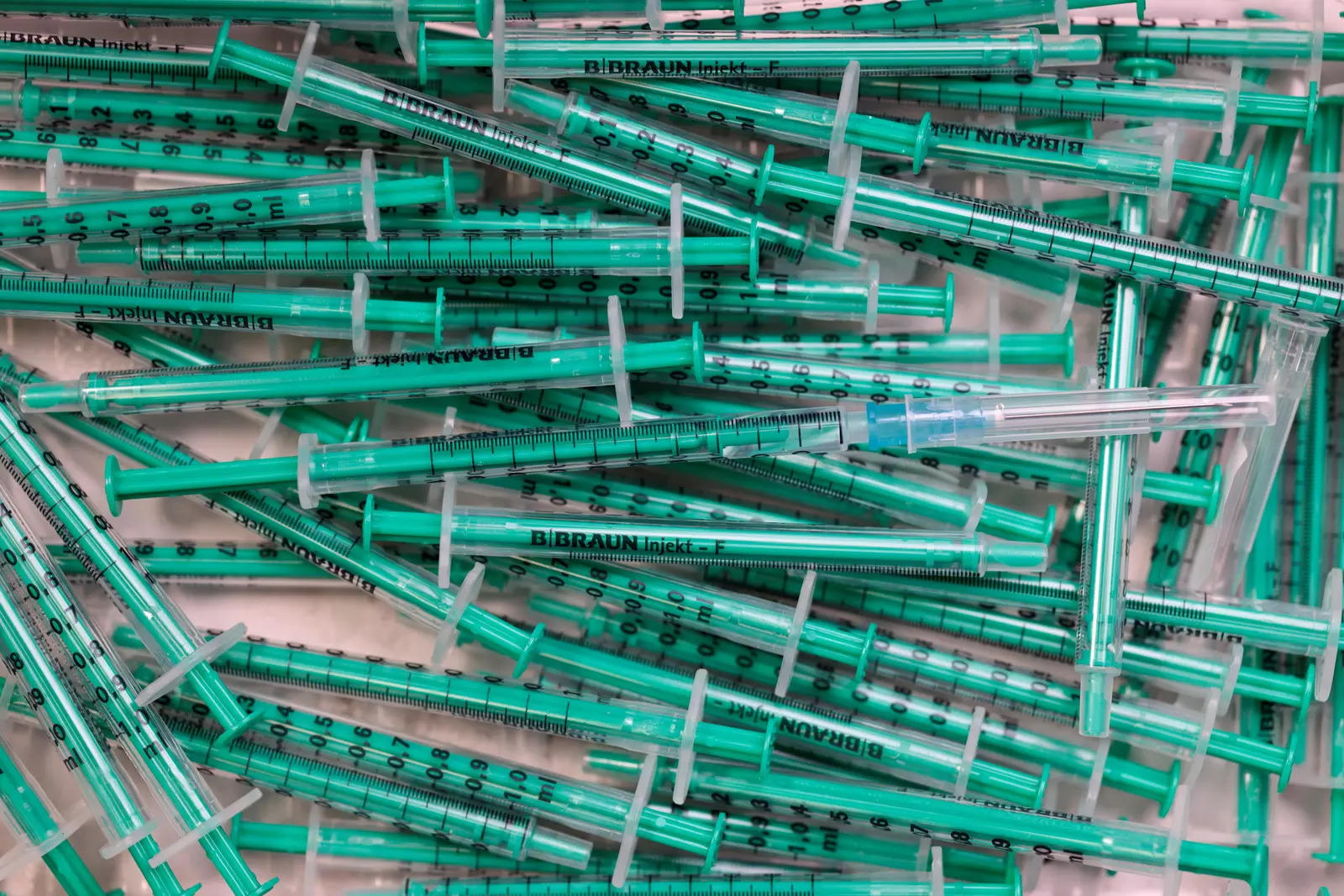WHO warns of massive syringe shortfall in 2022