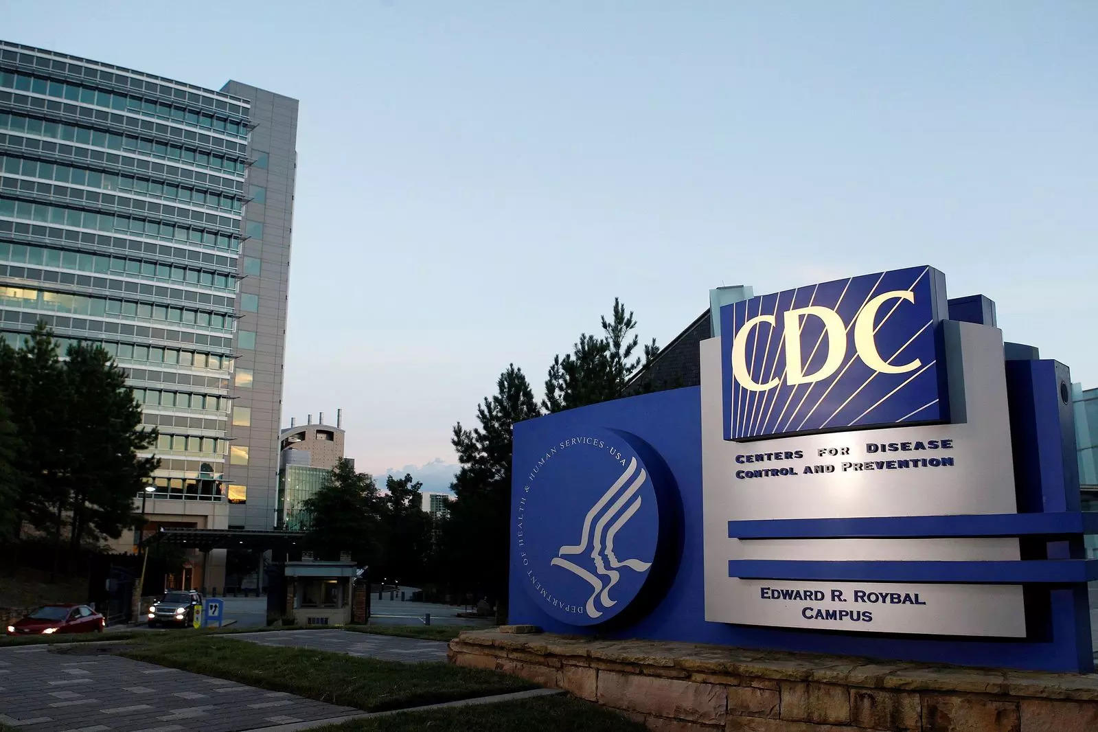 U.S. administers 442 mln doses of COVID-19 vaccines - CDC