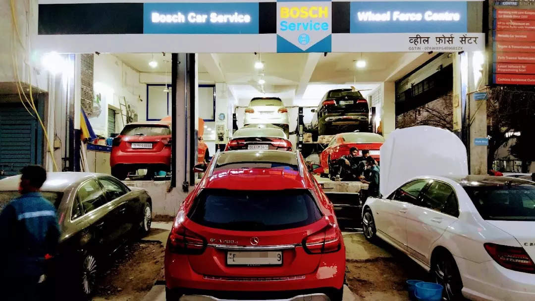 Wheel Force Centre is a renowned service centre for luxury cars. Wheel Force offers service and mechanical repairs of premium cars. 