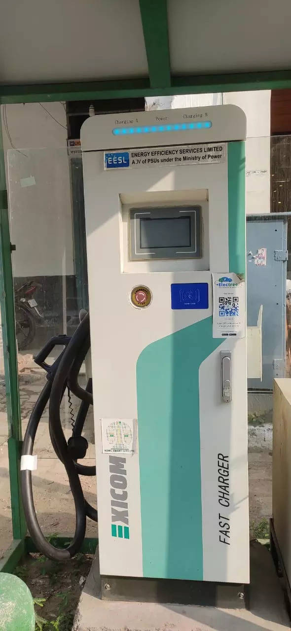The ministry looks at providing charging stations at 20 km for cars and at every 100 km for commercial vehicles while the cities will have a charging station at every 3 km.