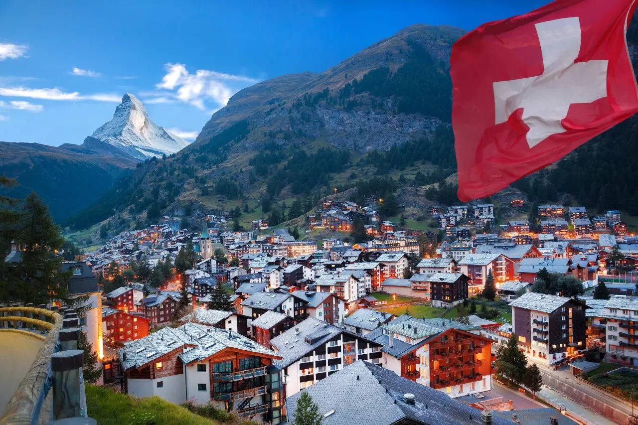 Omicron: Switzerland travel rules have changed, find out here