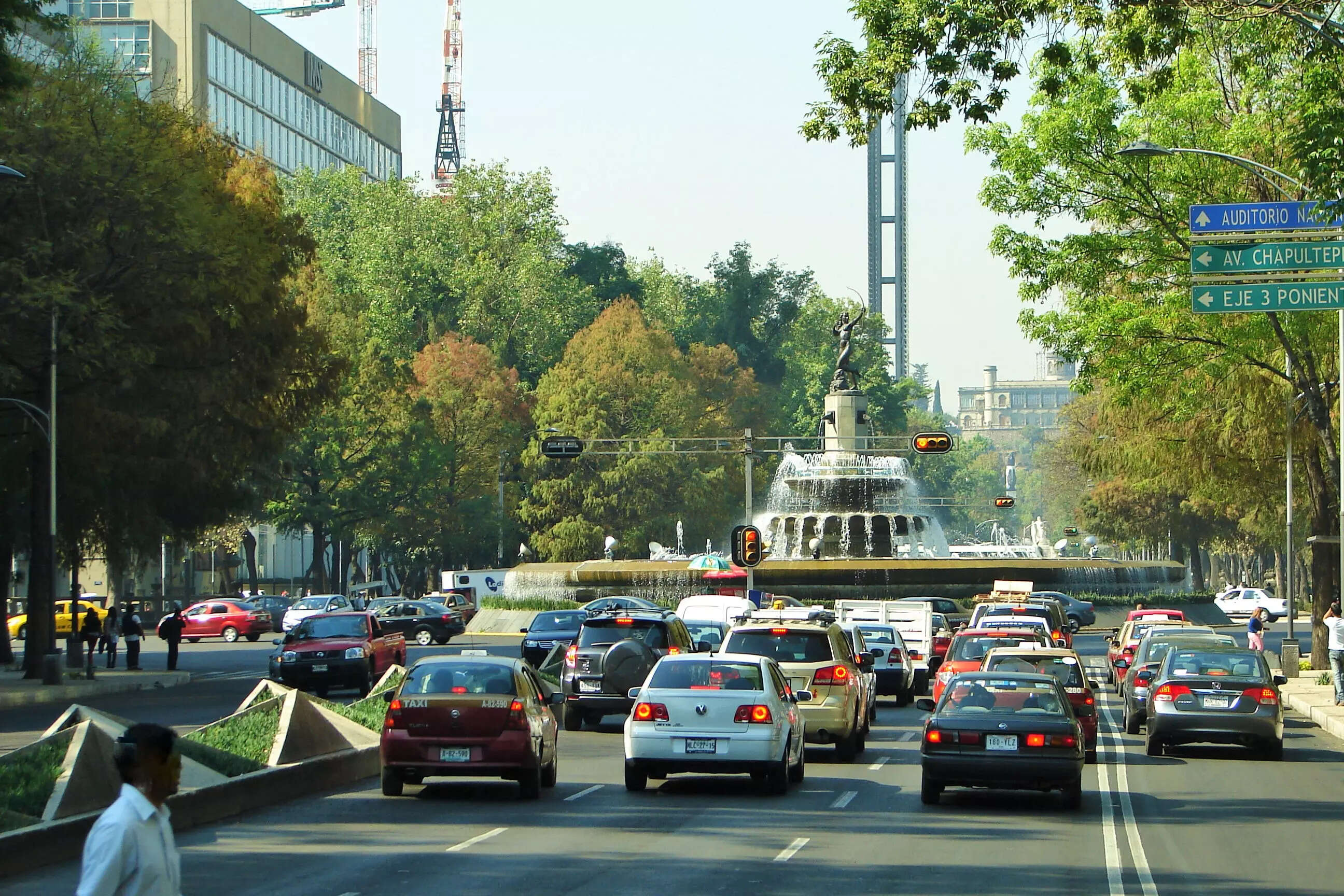 Mexico's auto production fell by 20% to 3.04 million vehicles last year during the first phase of the coronavirus pandemic, and the Mexican Automotive Industry Association (AMIA) has forecast that it could drop by up to 5% more in 2021.