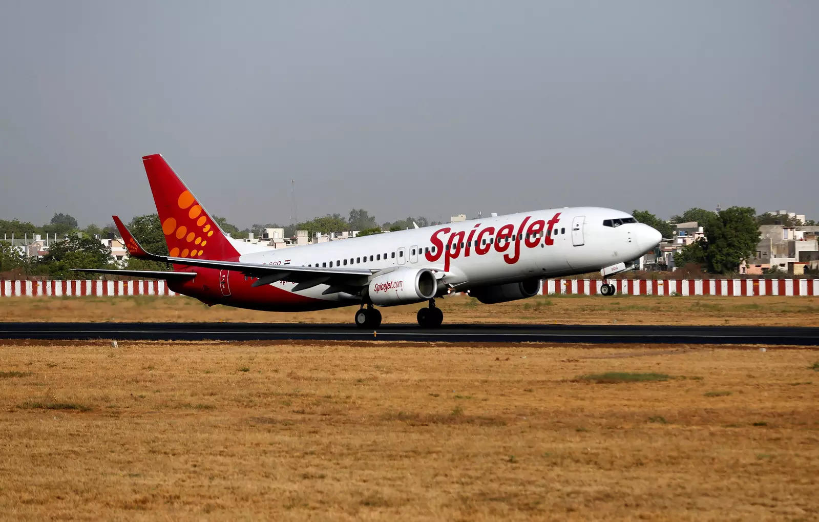 DGCA starts probe into SpiceJet's 737 Max aircraft that made emergency landing at Mumbai airport
