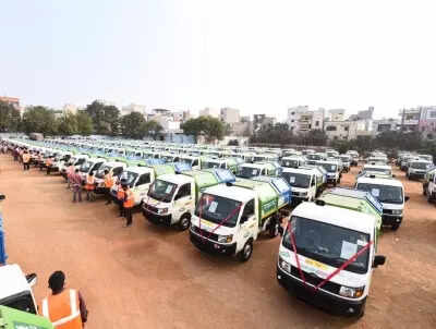 The SATs are provided with a partition for carrying wet and dry waste separately and a provision is given for hazardous waste collection. Each auto will cover 450-500 households.