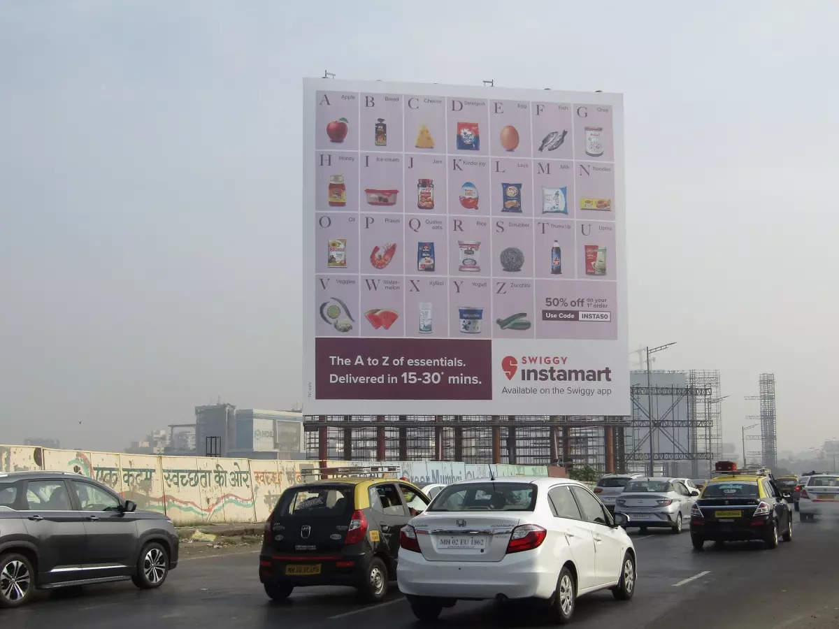     Swiggy Instamart takes advantage of OOH to highlight its factor 