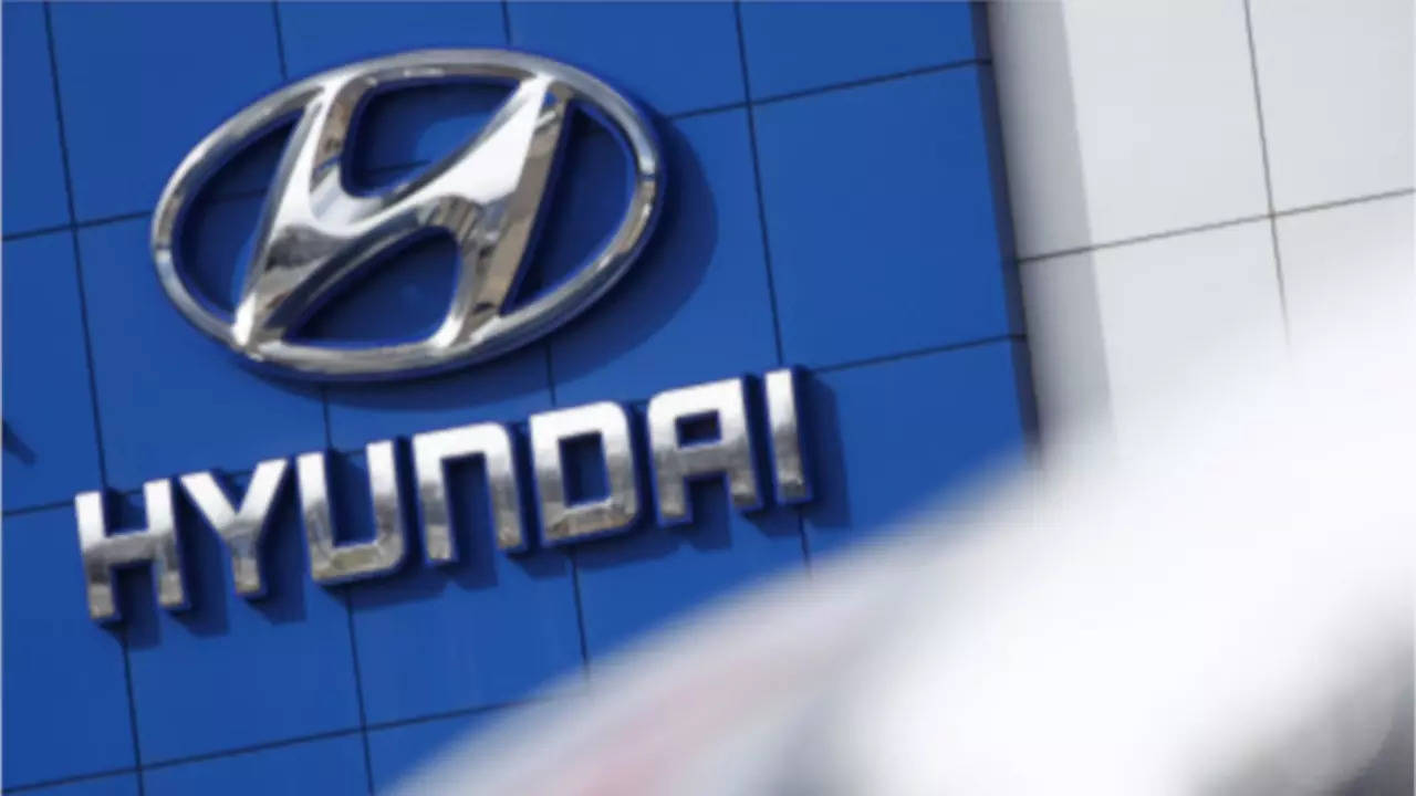 Hyundai Electric sells 400kV ultra-high pressure power transformers to  Oman, ET EnergyWorld