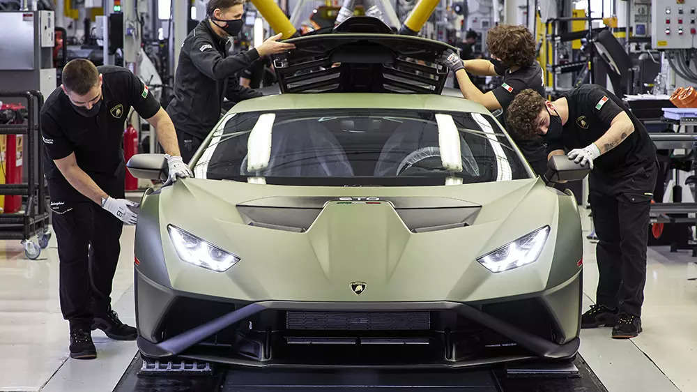 Lamborghini Global Sales 2021: Hybridizing its lineup Lamborghini announced  13% YoY sales growth, ET Auto