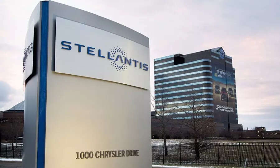  Stellantis currently employs around 55,000 people in Italy.