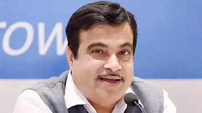  Union Minister for Road Transport and Highways Nitin Gadkari 
