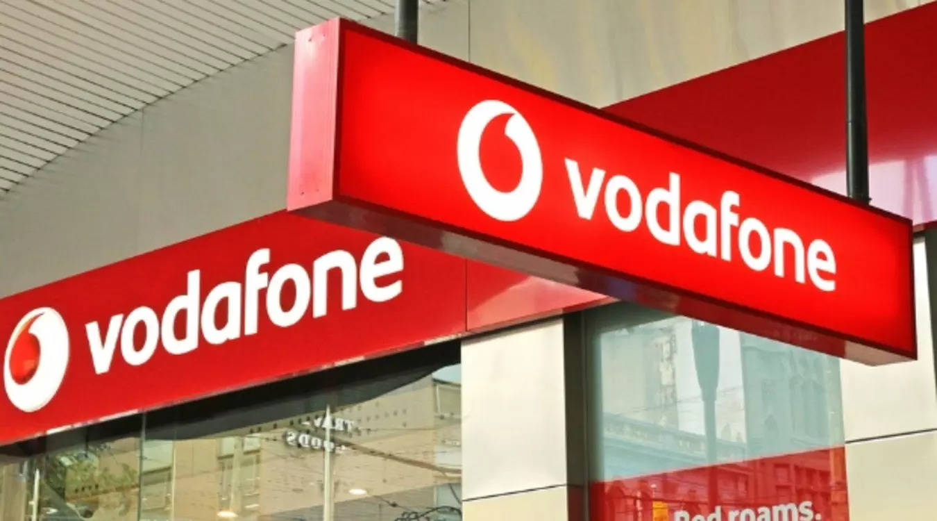  Airtel to buy Vodafone’s 4.7% Indus stake in all-cash deal 