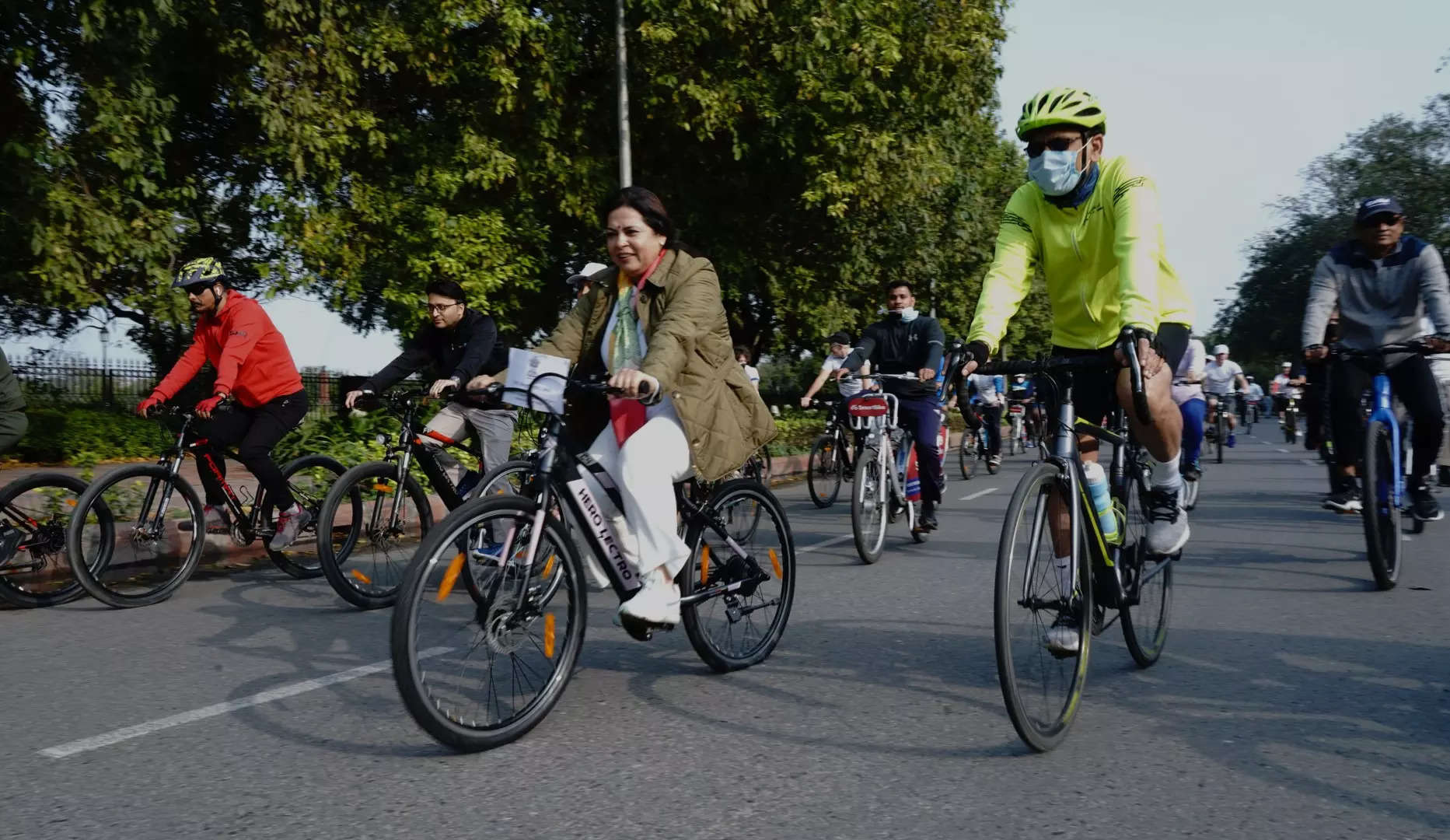 Hero Cycles joins cycle rally to promote green mobility Infra