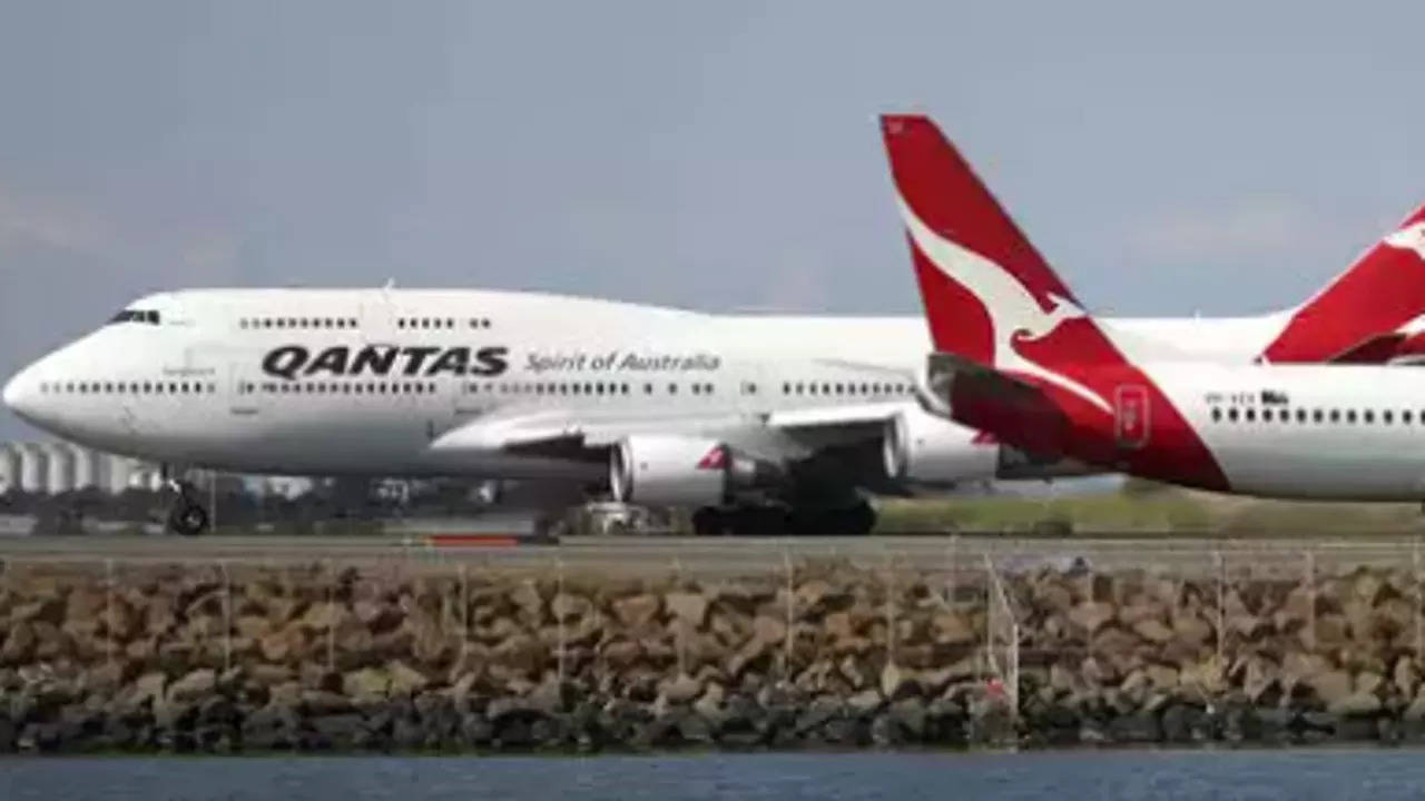 Qantas signs second major sustainable fuel deal