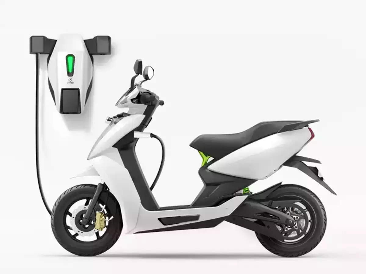  The trend shows that the demand of e-bikes and e-scooters is increasing in the city, which is a positive indicator in terms of shifting private transport from vehicles run by fossil fuels to those run on electricity.