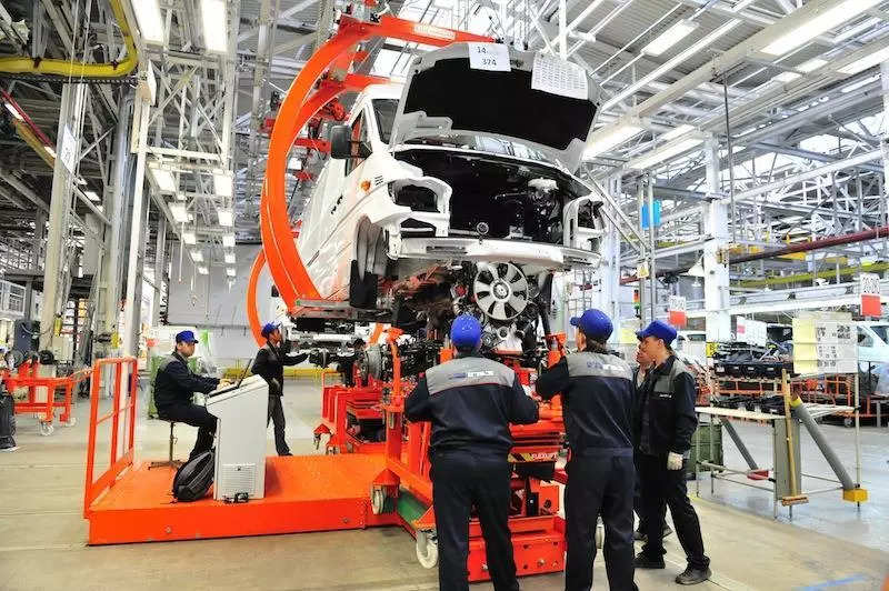 Rød Køb flaske GAZ Plant Production: Russian GAZ truck maker to cut working hours at  Nizhny Novgorod plants, ET Auto