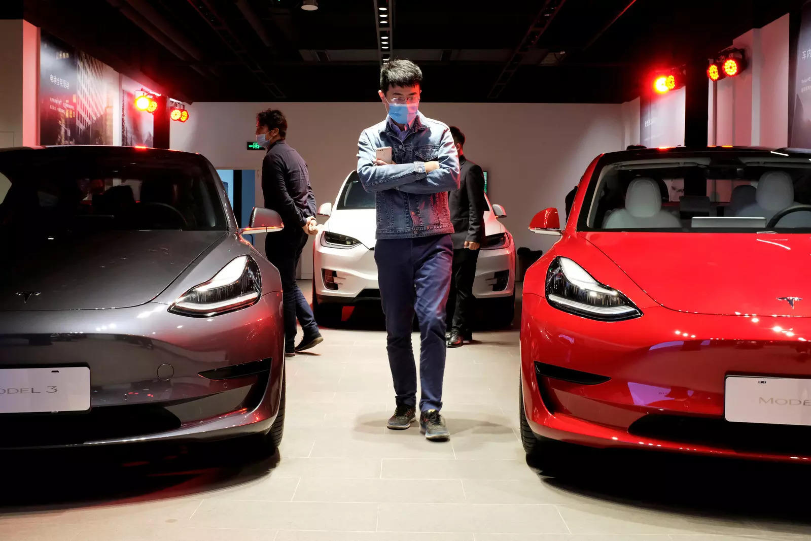 Tesla delivers record vehicles in Q1; output falls as China shutdown weighs