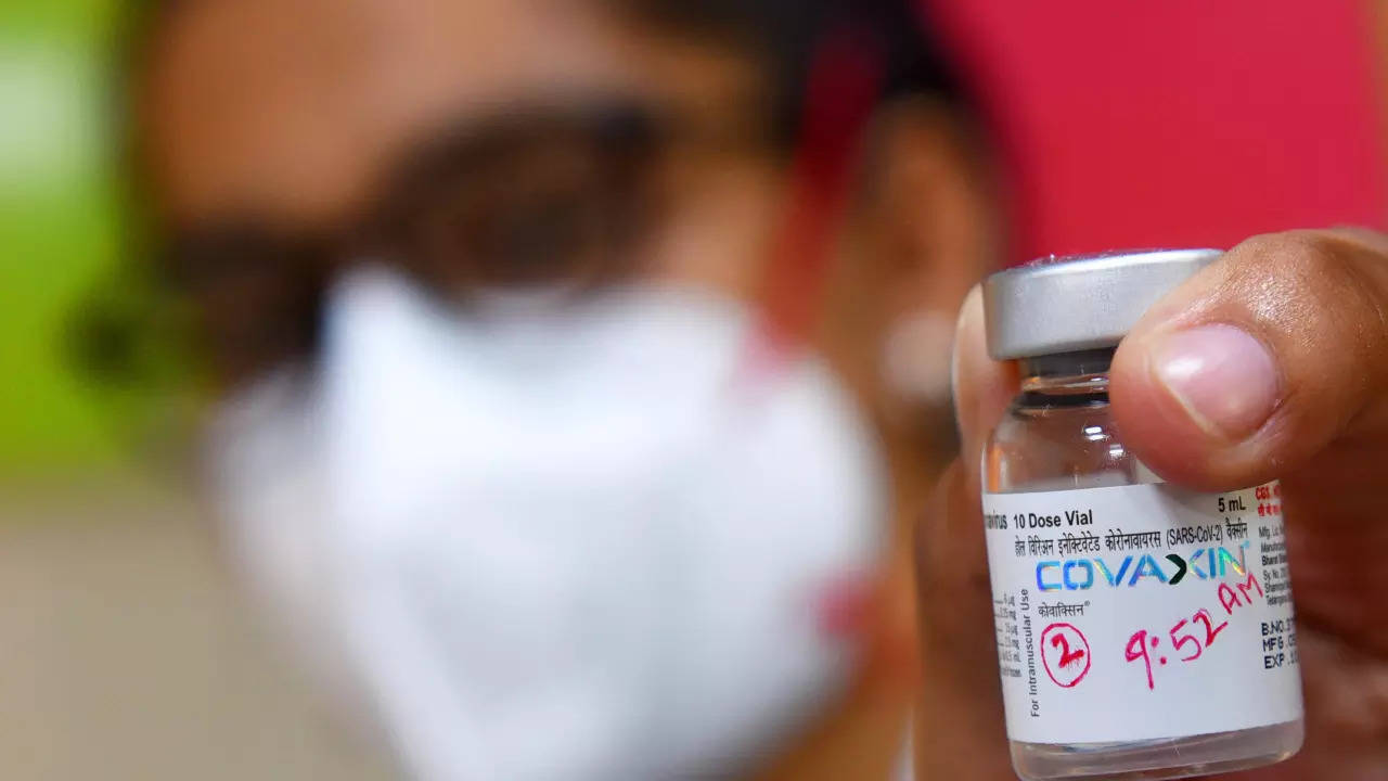 डब्ल्यूएचओ ने 'कमी' का हवाला देते हुए भारत बायोटेक के कोवैक्सिन की संयुक्त राष्ट्र आपूर्ति को निलंबित किया