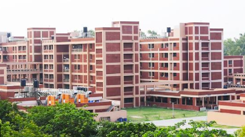 IIT-Kanpur signs MoU for setting up medical school