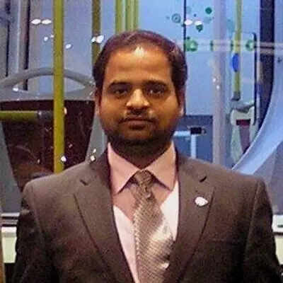  Zoeb Karampurwala 
