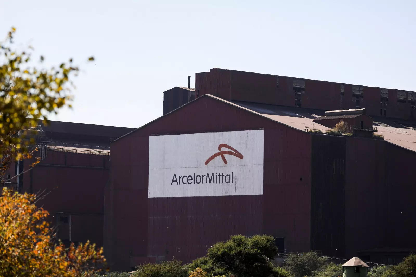 Luxembourg to buy half of ArcelorMittal headquarters