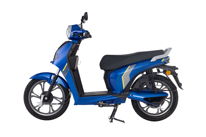 BGAUSS launches e-scooter D15; Bookings open at a fully refundable amount of INR 499