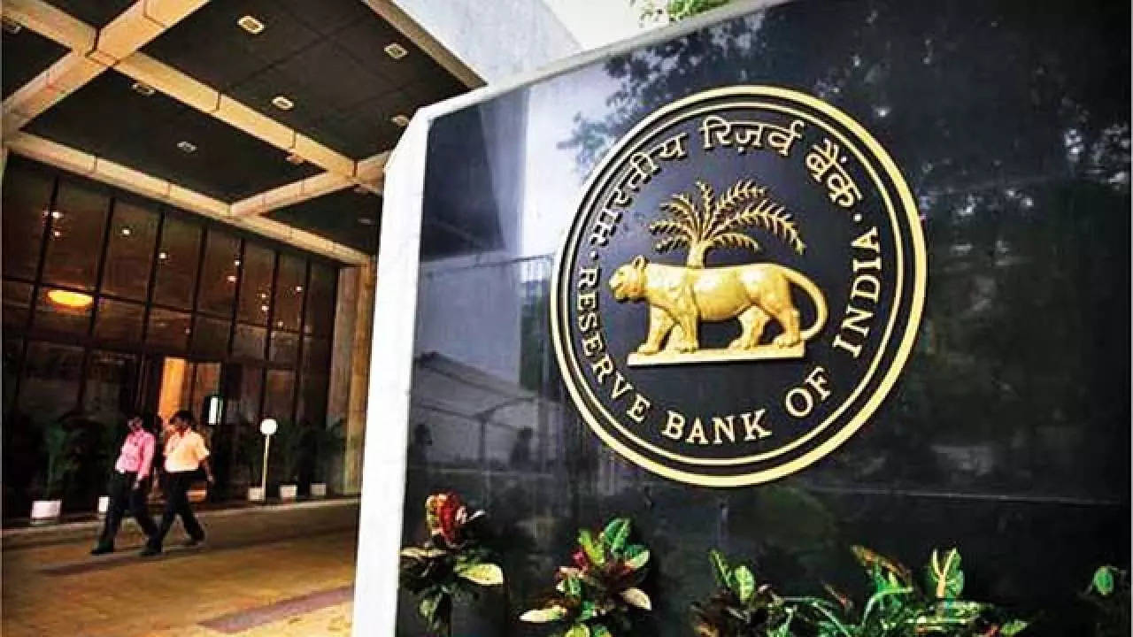 Inflation increase due to war impact; RBI may hike rates by 75 bps by August: SBI Economists