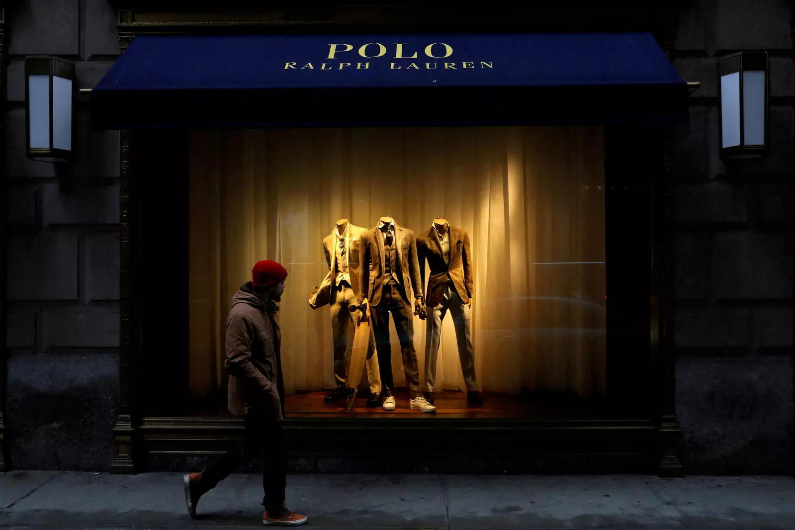 Ralph Lauren expects margins to grow as rich customers shrug off inflation