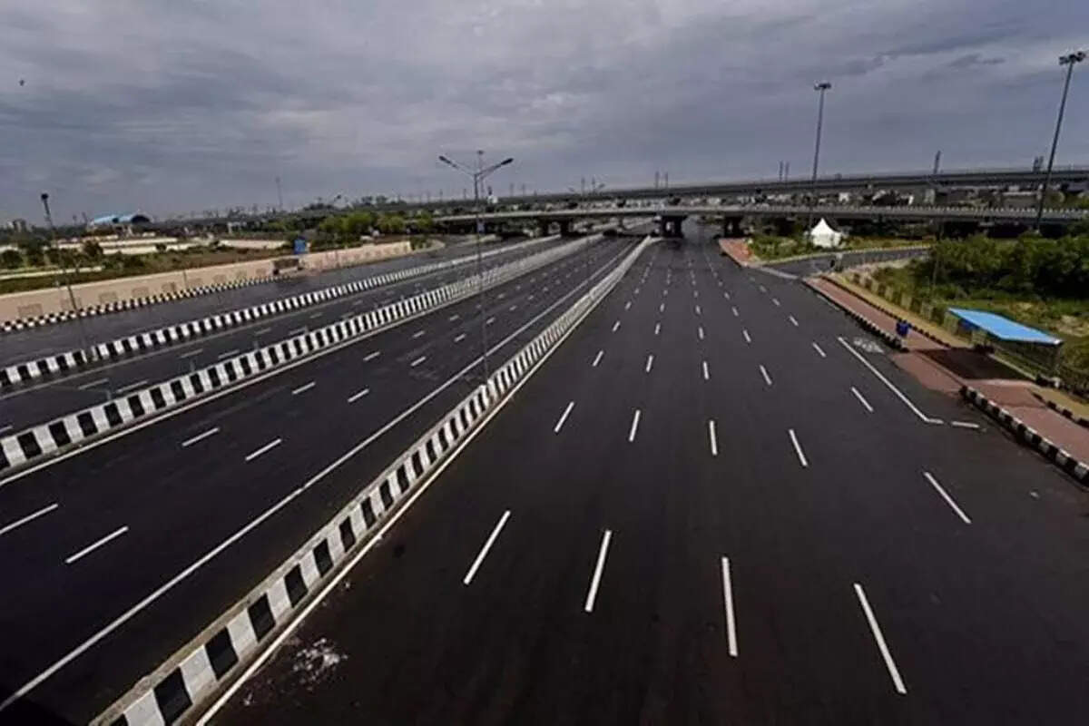  NHAI chairperson said they will be able to &quot;award contracts for 30,000-31,000 km by 2025. So far 576 projects of the length of 20,368 kms had already been awarded under the programme&quot;. 