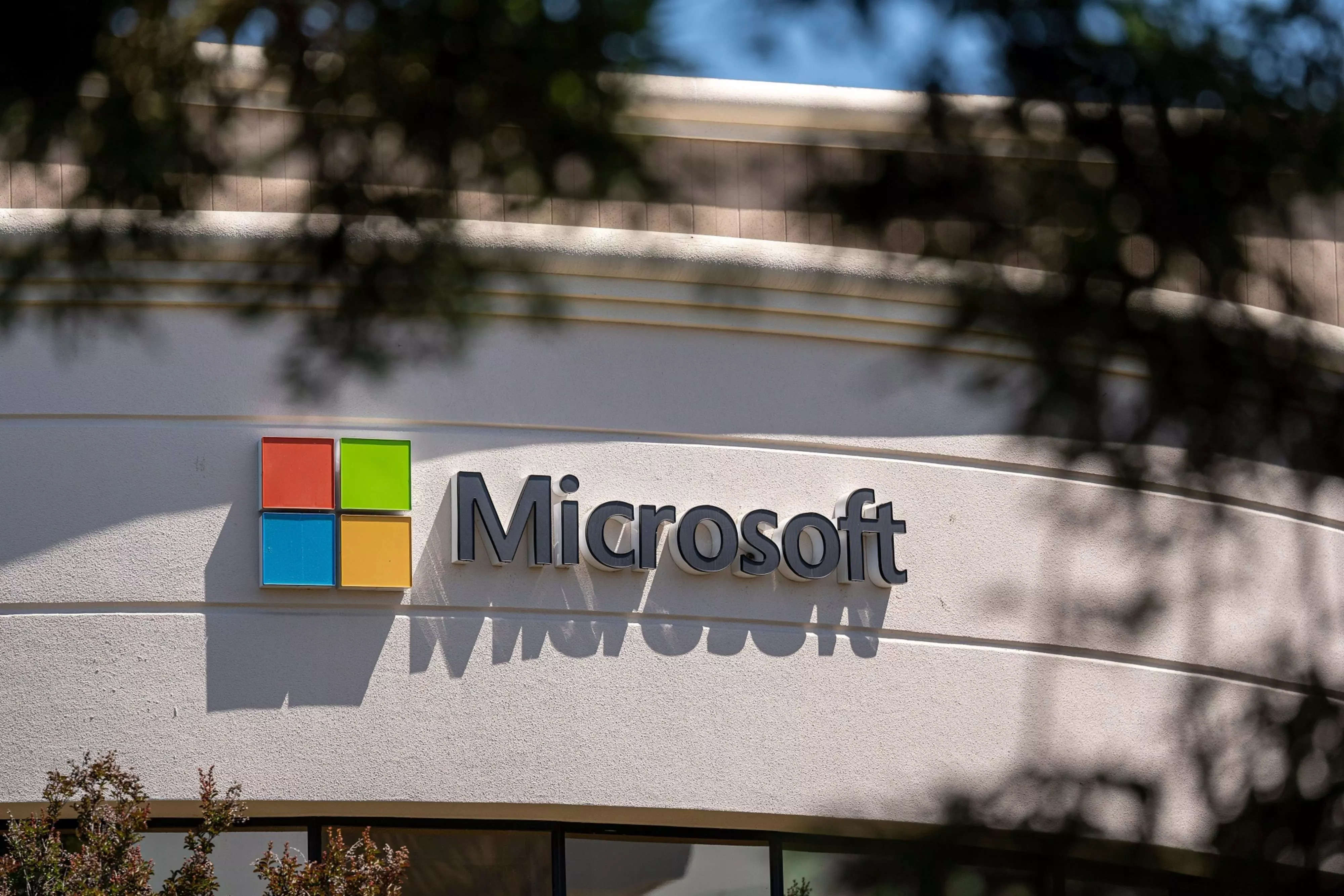 microsoft: Microsoft says it will not enforce non-compete clauses in U.S.  employee agreements, HR News, ETHRWorld