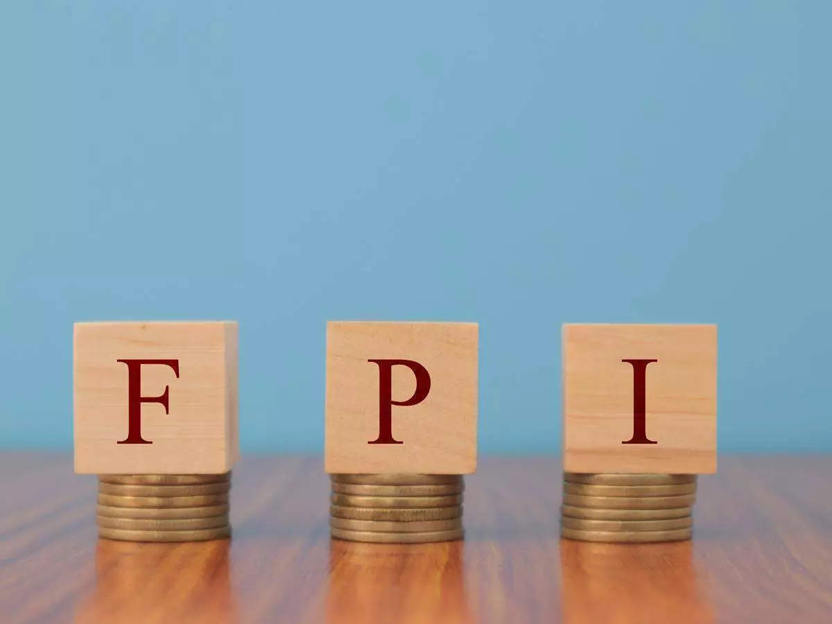 FPIs pull out Rs 2.15 lakh crore so far in 2022, is there more pain ahead?