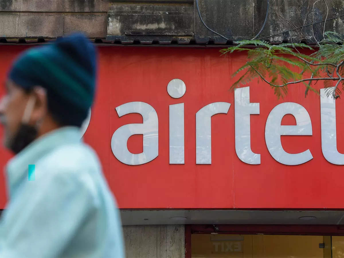 CCI approves Google's $700 million investment in Airtel.  good