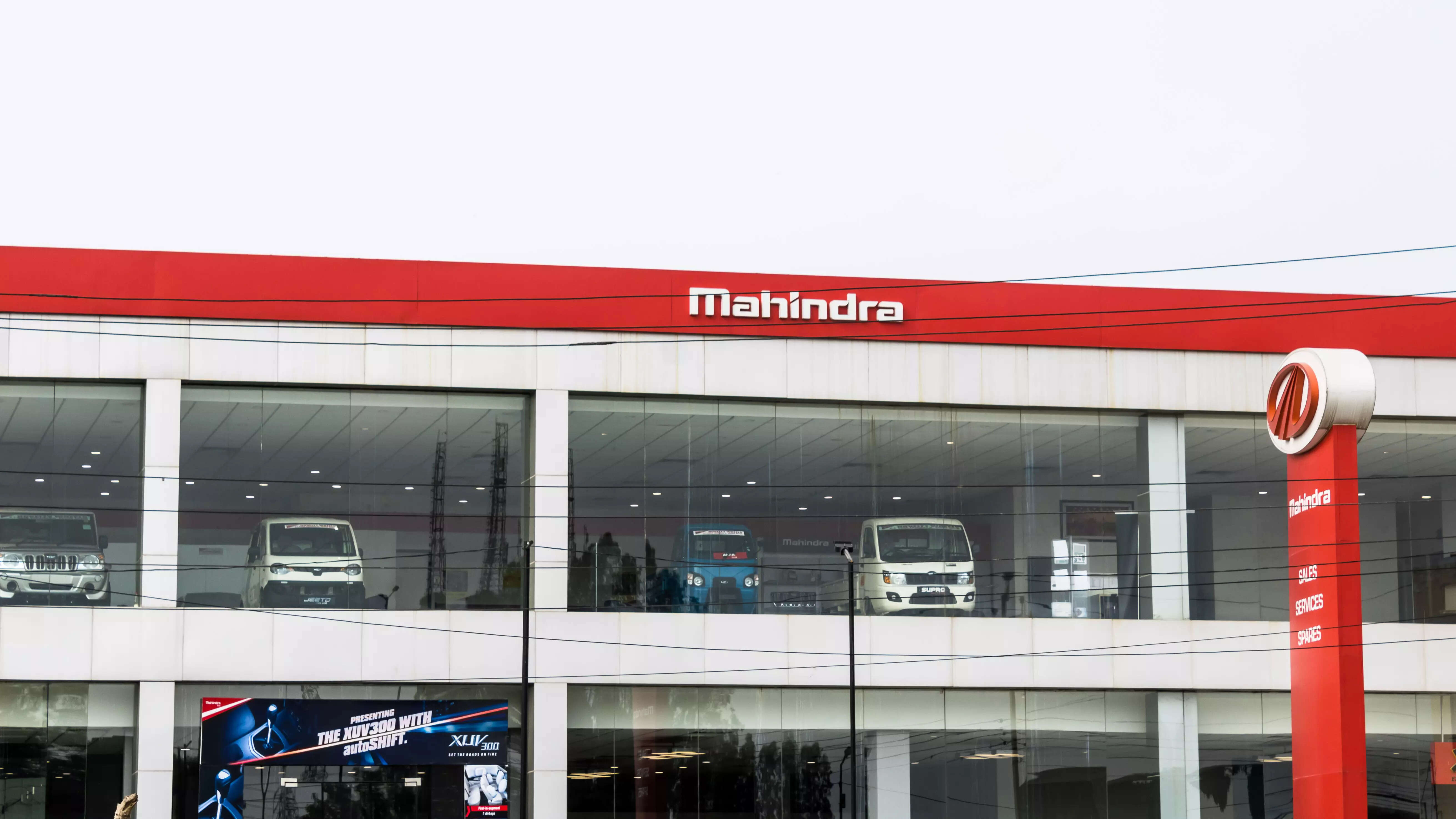 M&M raises Rs 1925 cr in a proposed EV subsidiary from BII at a valuation of Rs 70,070 cr