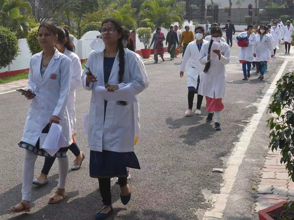 Tamil Nadu: Government asks private medical colleges to slash fees for 50% seats
