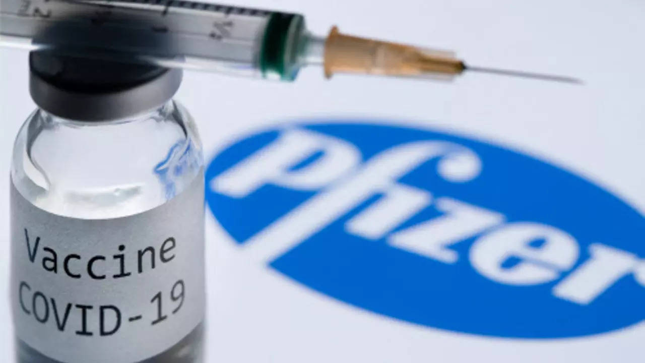 Pfizer starts mid-stage trial for vaccine against Omicron subvariant