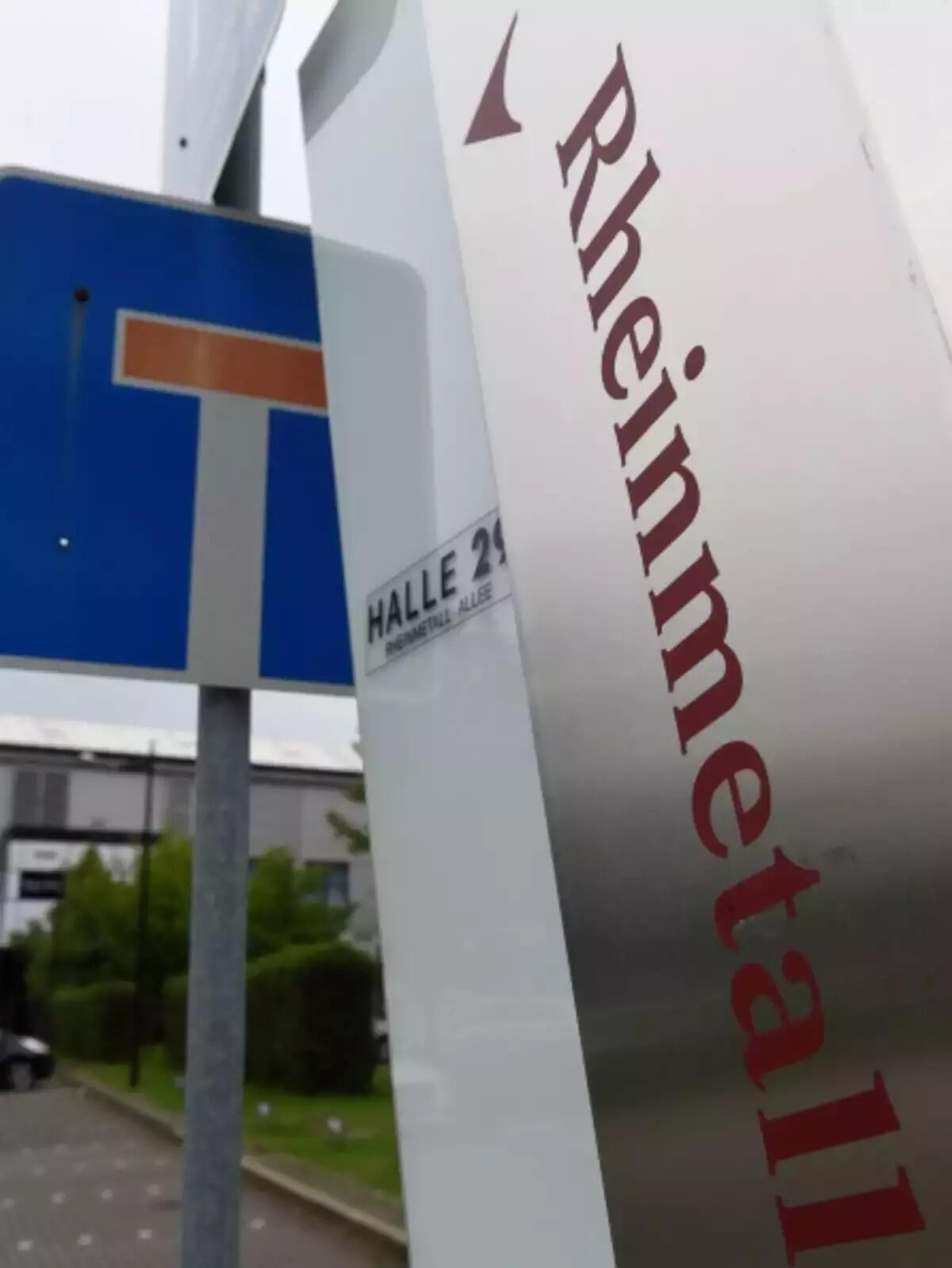  Rheinmetall confirmed its previous earnings guidance for fiscal 2022, with the operating result expected to improve and the operating margin expected to come in at over 11%.