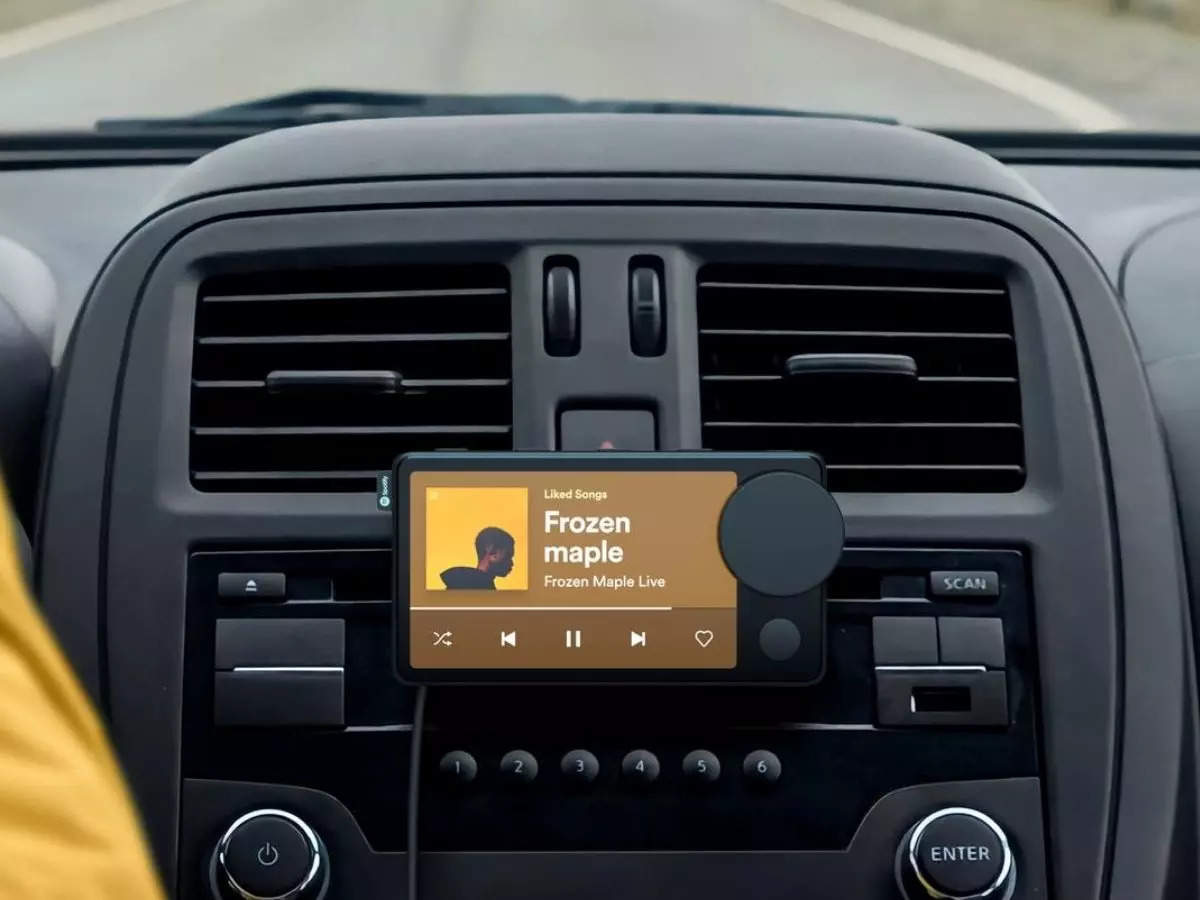 Огляд Spotify Car Thing - незвичний плеєр-асистент з дивним цінником 