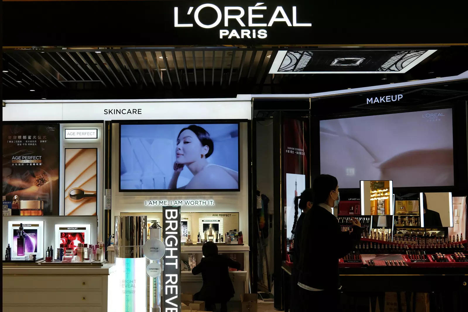 L'Oreal bucks trend with Chinese sales growth in Q2