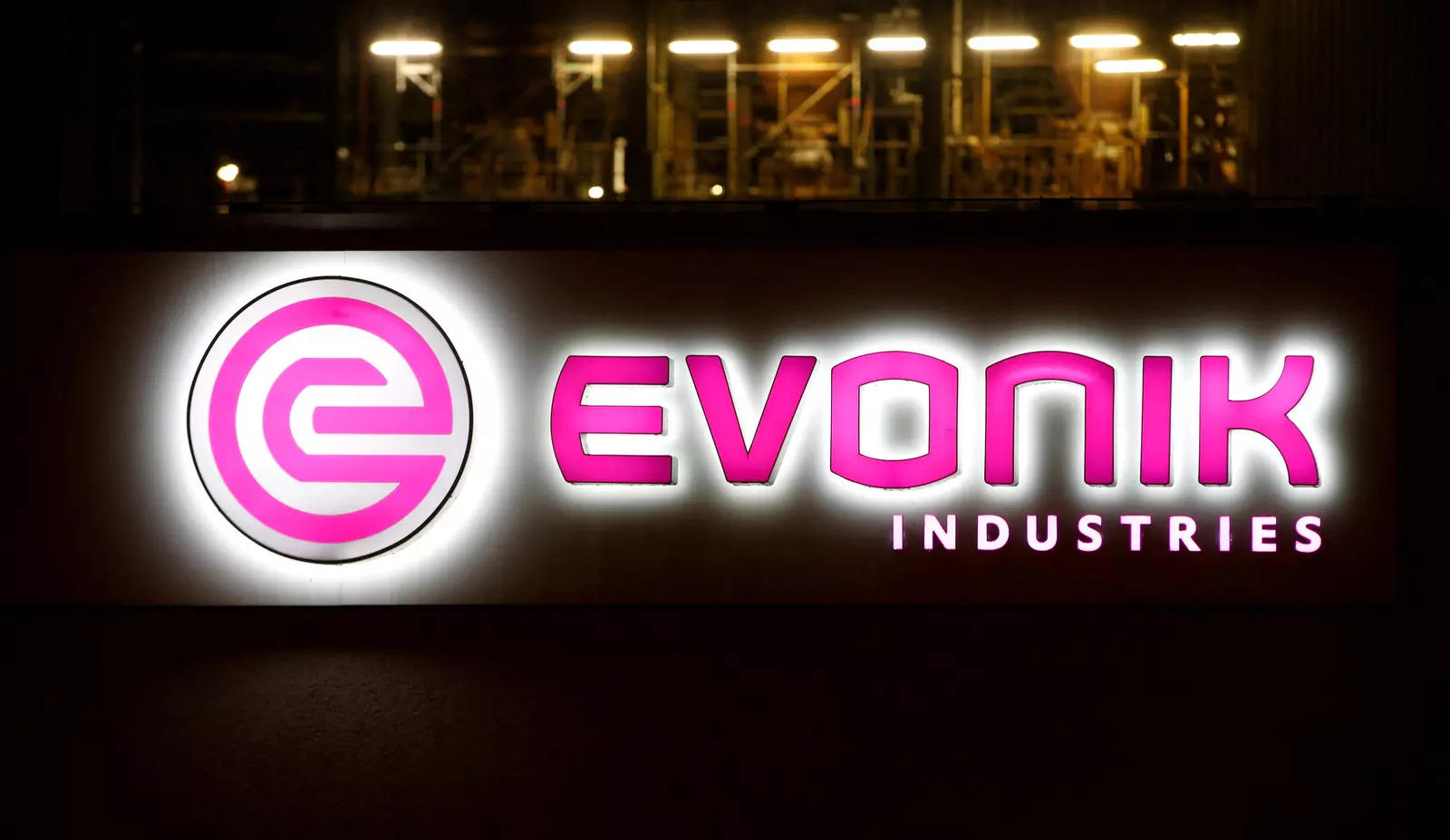 Evonik to substitute up to 40 per cent of natural gas at its German sites