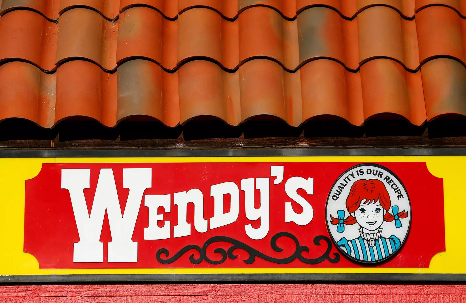 Wendy's U.S. sales disappoint as inflation curbs customer traffic