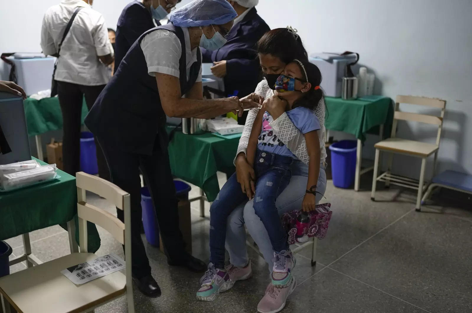 Roche gets U.S. approval for flu drug for children aged 5 and over