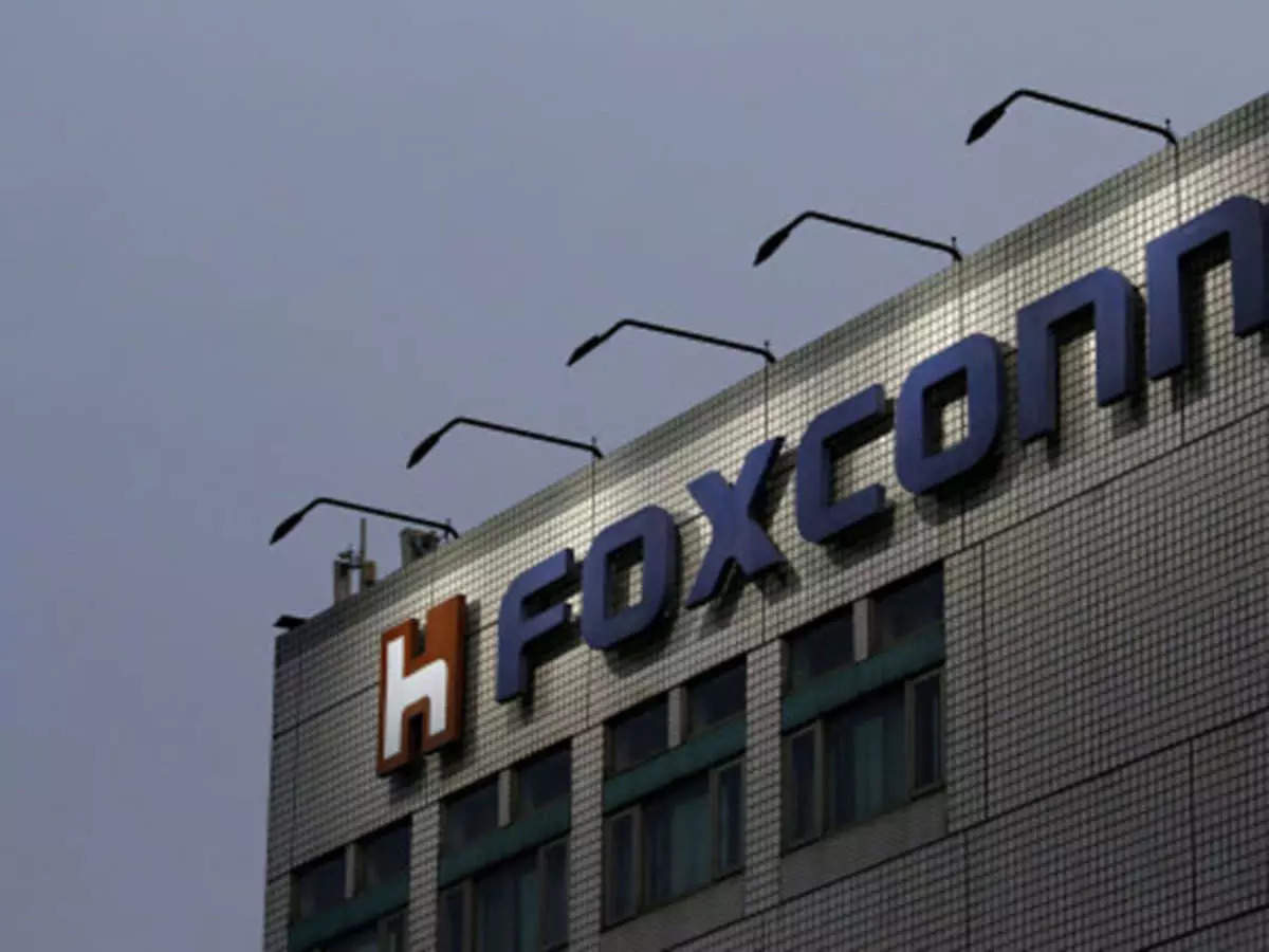 Apple supplier Foxconn to invest $300 million more in northern Vietnam