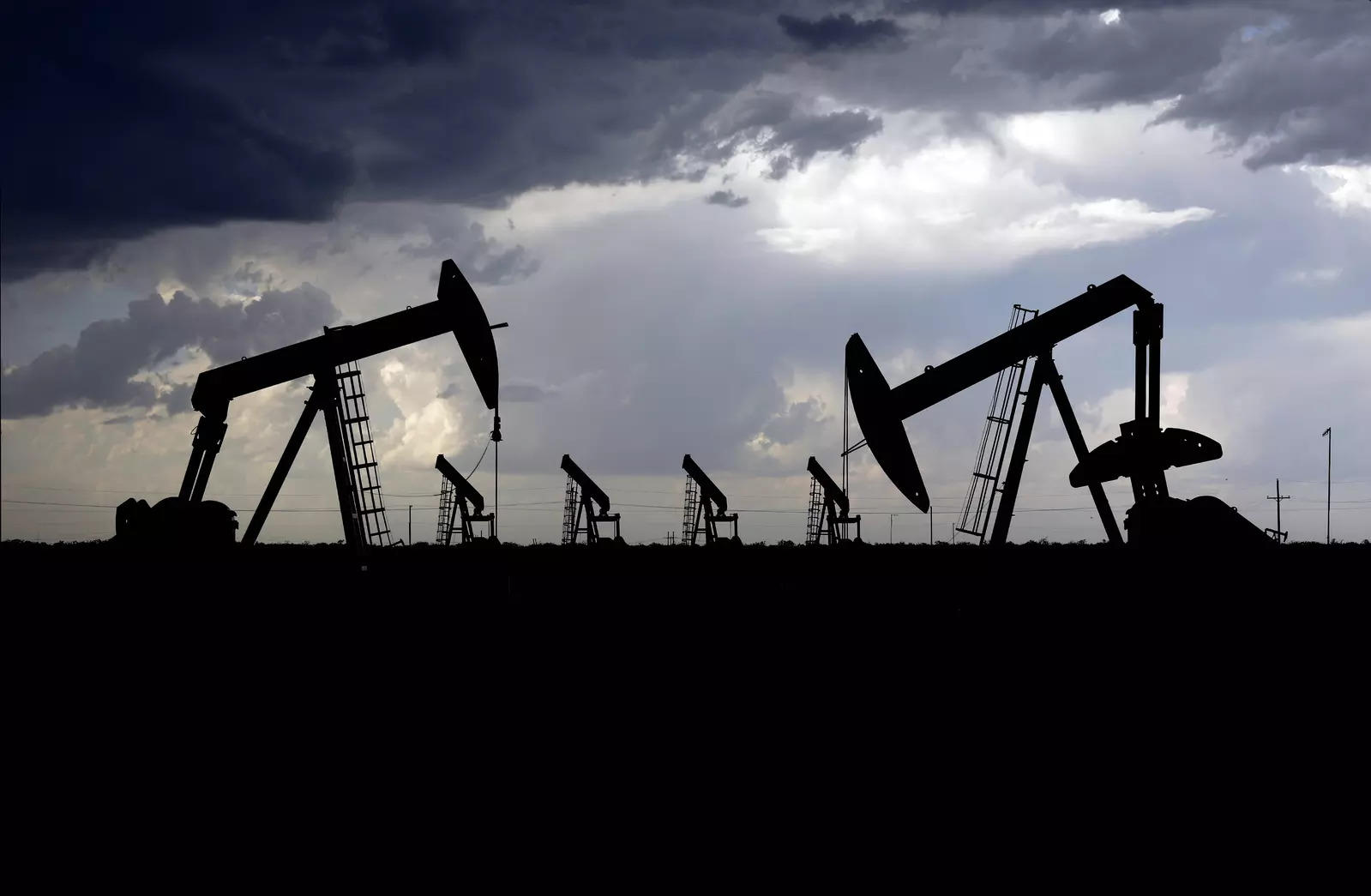 Opinion: Understanding and Measuring Risk and Volatility in Oil and Gas Market