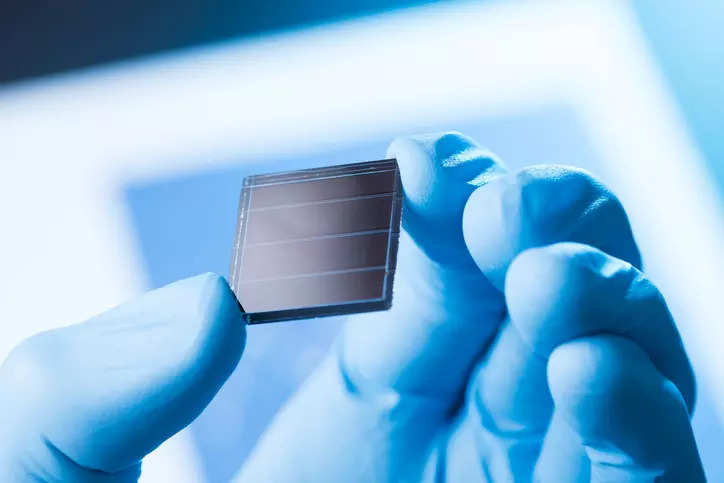 INNOVATION: Solvent study solves solar cell durability puzzle