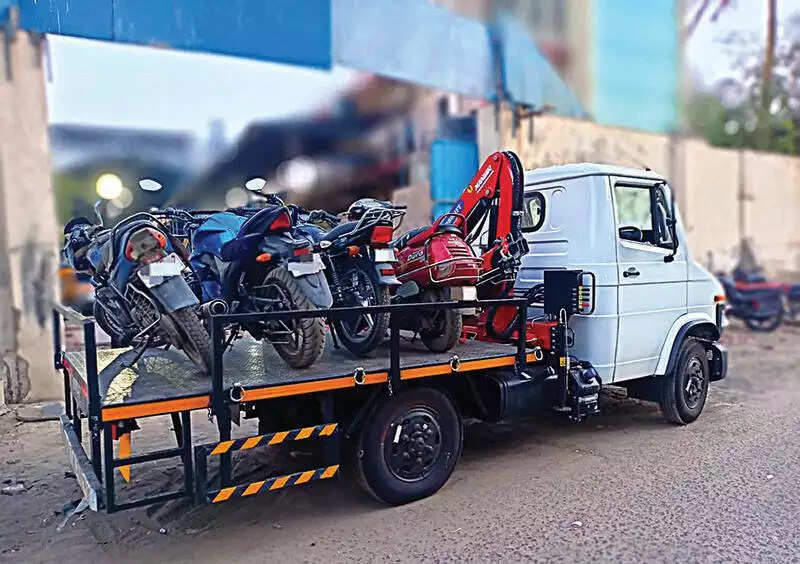  Faster and smoother confiscation of vehicles is possible with the introduction of the hydraulic vehicle which also acts as a forklift.