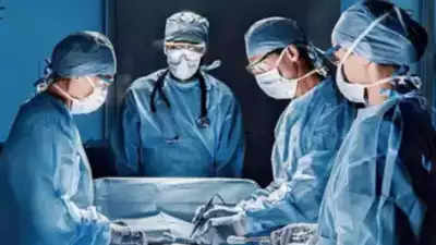 Uttar Pradesh: Patients operated without surgeon, hospital sealed