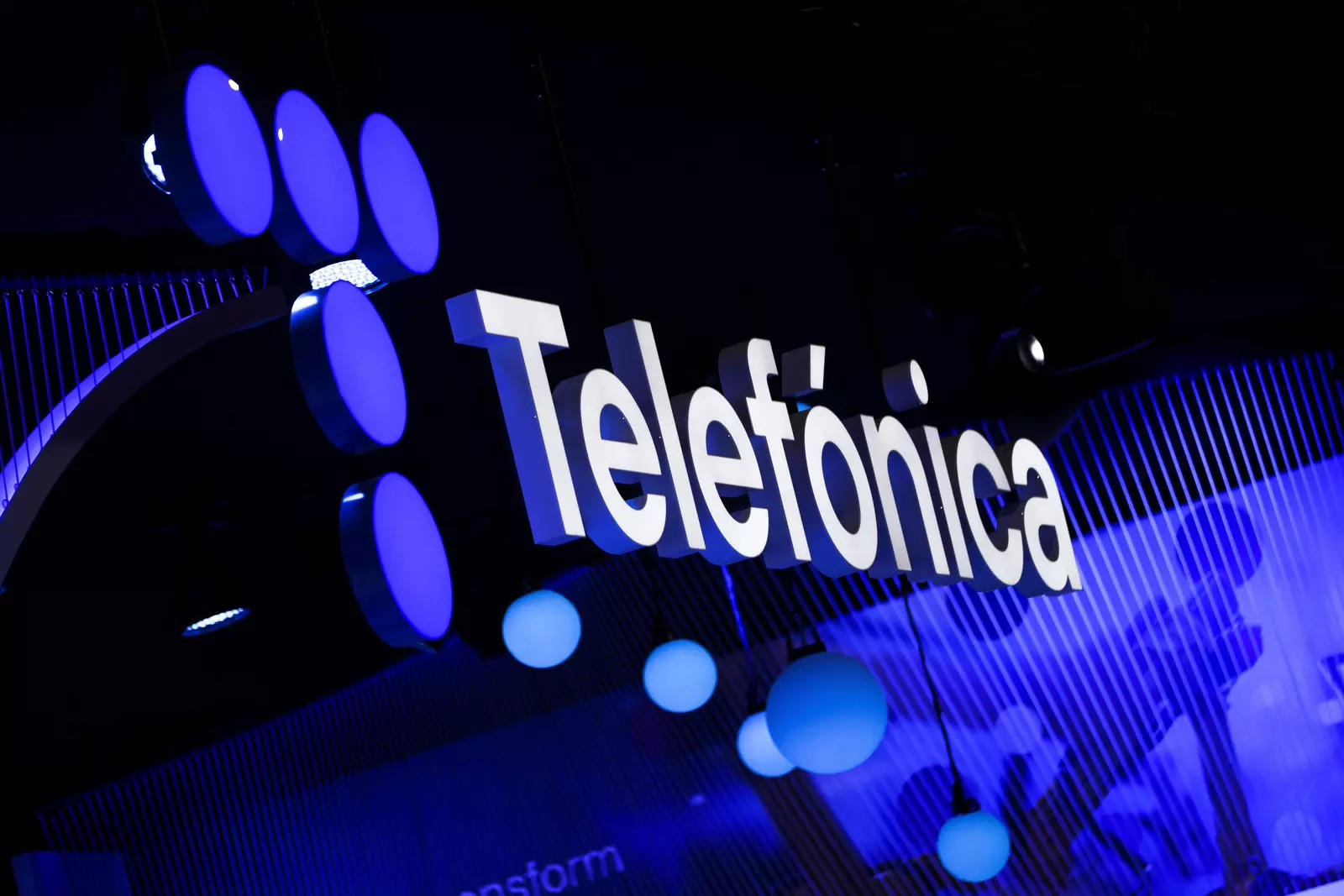 Telefónica gana 1.320 millones de euros en litigio fiscal con España, Telecom News, ET Telecom
