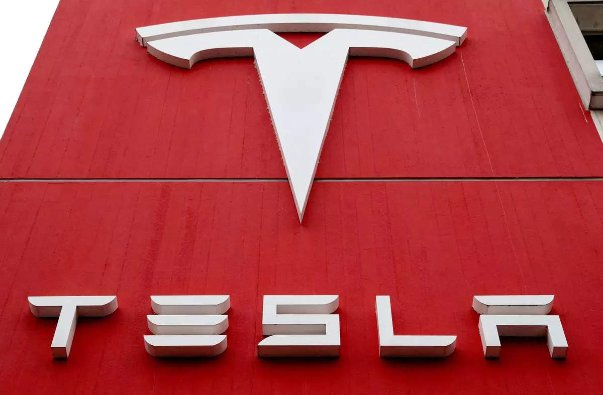 Tesla plans mass production start for Cybertruck at end of 2023: sources, ET EnergyWorld