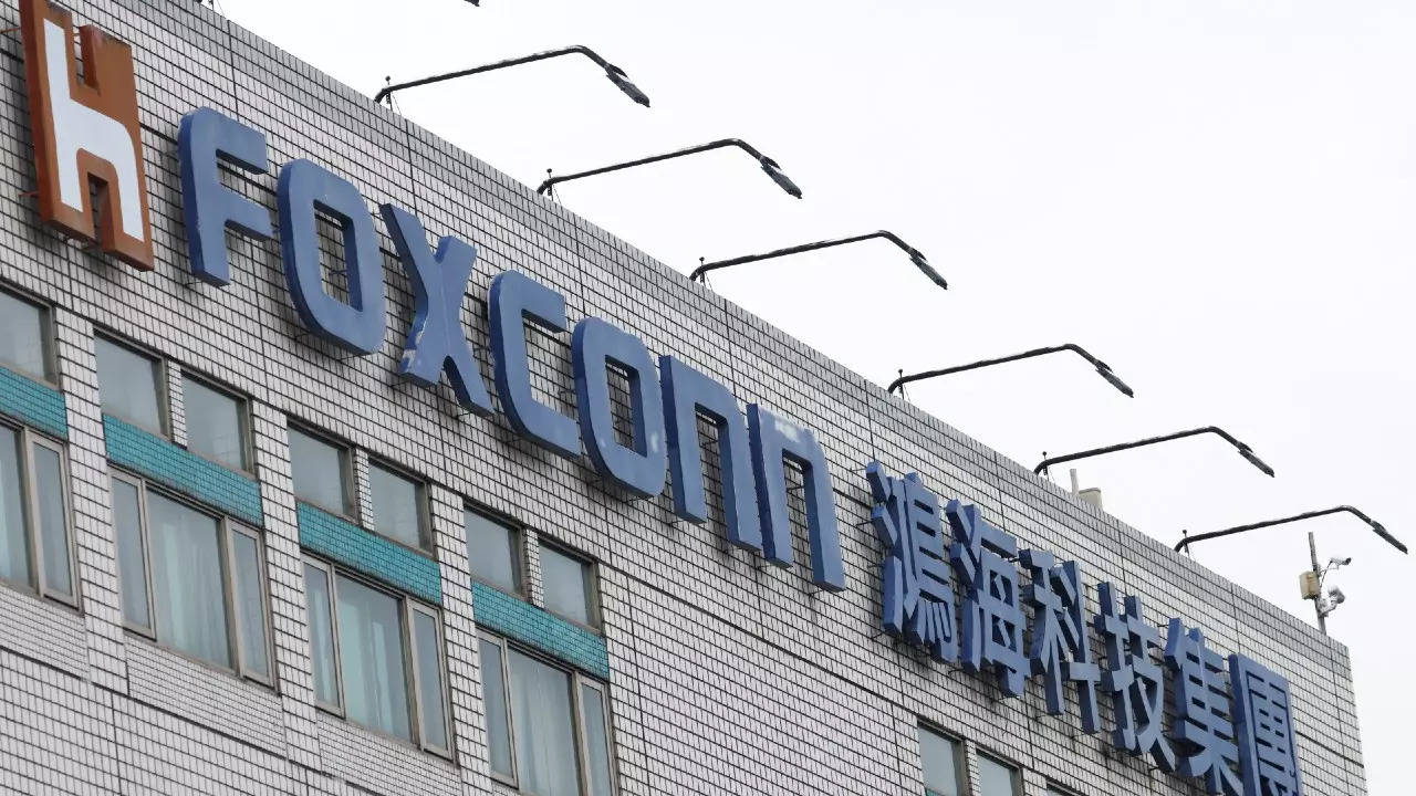Foxconn may ramp up iPhone production in India by 150% in 2023: Analyst